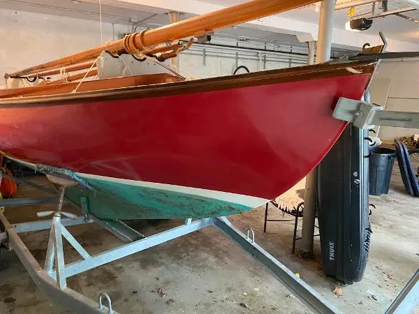 Slide: The Image of Cape Cod Herreshoff 12 1/2 2002 - 6
