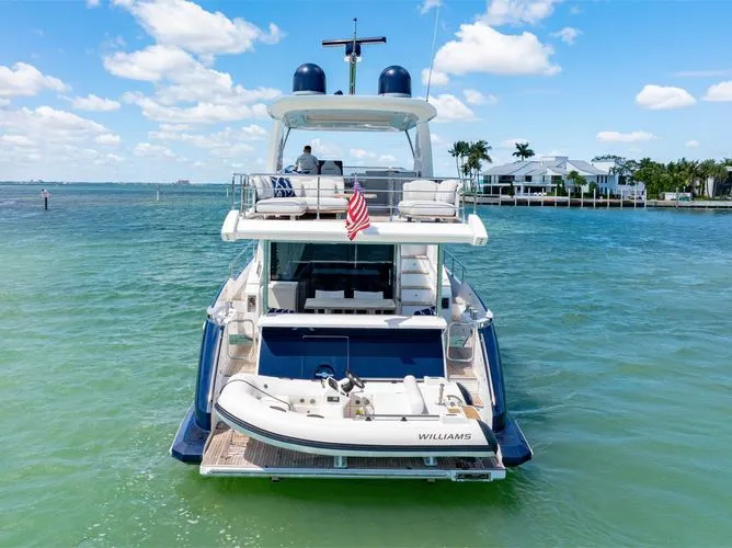 Slide: The Image of 2020 Azimut 60 - Image 10 - 10