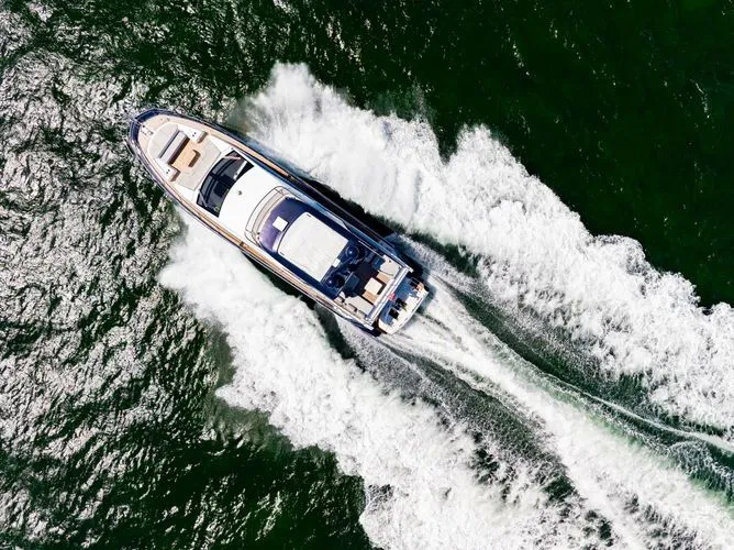 Slide: The Image of 2020 Azimut 60 - Image 12 - 12