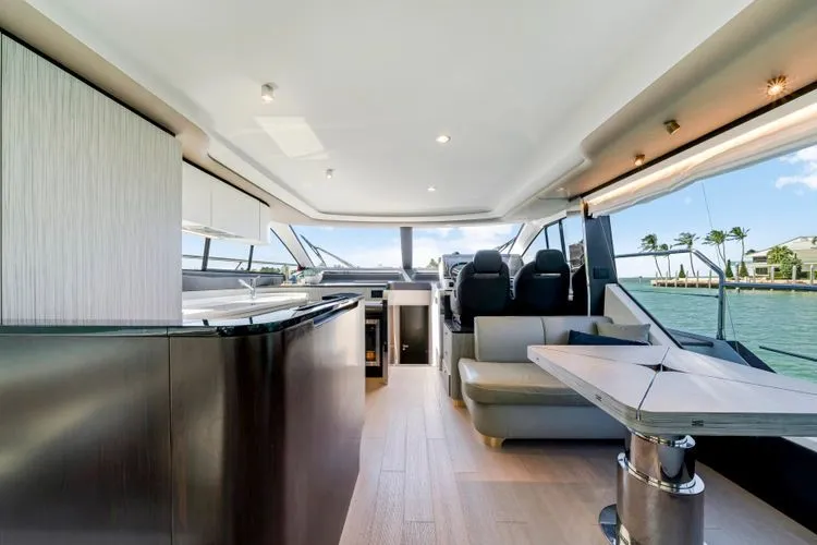 Slide: The Image of 2020 Azimut 60 - Image 24 - 24