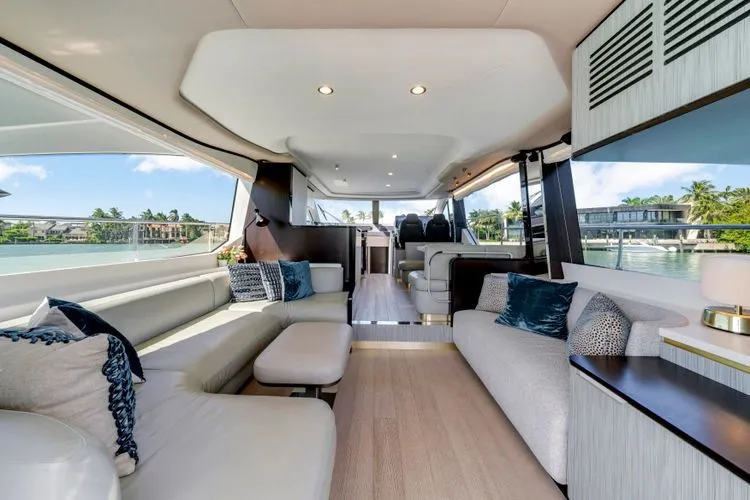 Slide: The Image of 2020 Azimut 60 Fly - Image 17 - 17