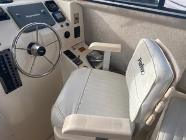 Slide: The Image of Parker Marine 2520 XL Sport Cabin 2007 - 10