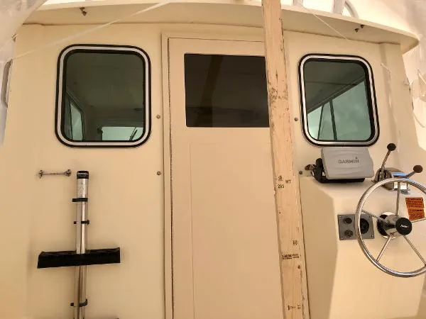 Slide: The Image of Parker Marine 2520 XL Sport Cabin 2007 - 6