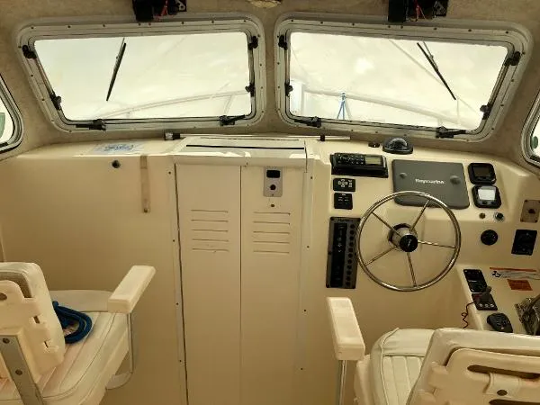 Slide: The Image of Parker Marine 2520 XL Sport Cabin 2007 - 8