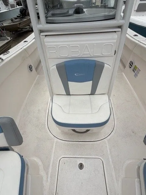 Slide: The Image of Robalo R230 Center Console 2022 - 12