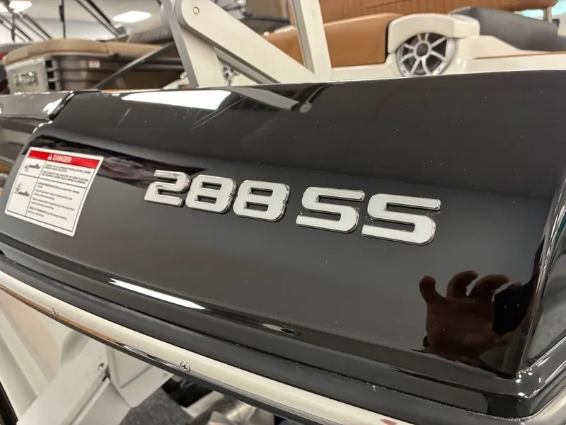 Slide: The Image of Crownline Boats 288 SS 2026 - 13