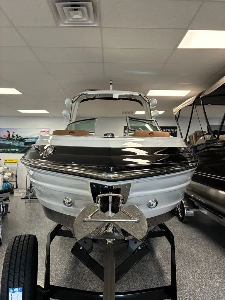 Slide: The Image of Crownline Boats 288 SS 2026 - 16