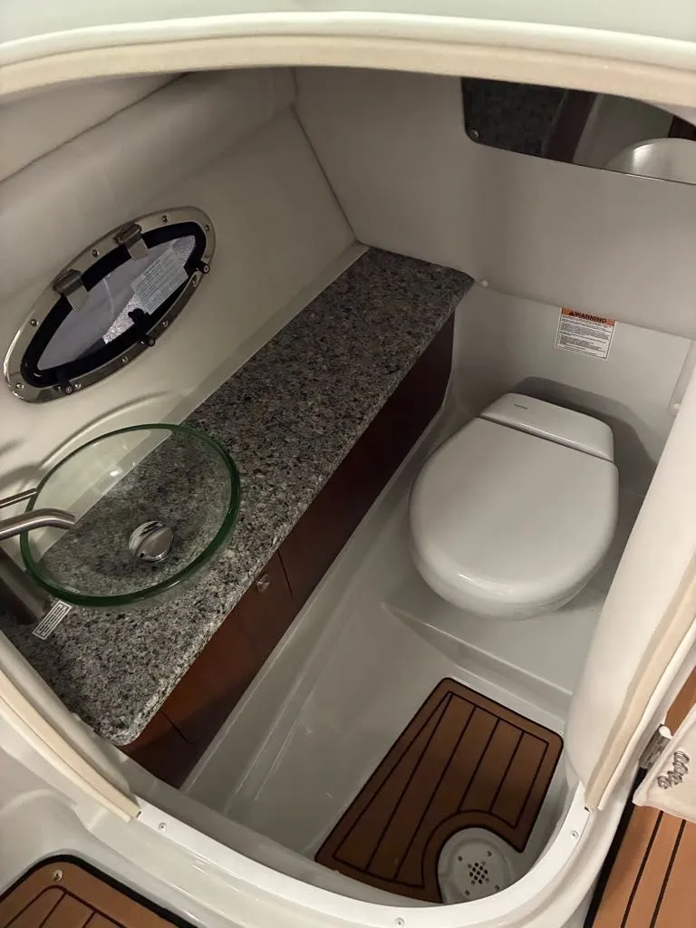 Slide: The Image of Crownline Boats 288 SS 2026 - 9