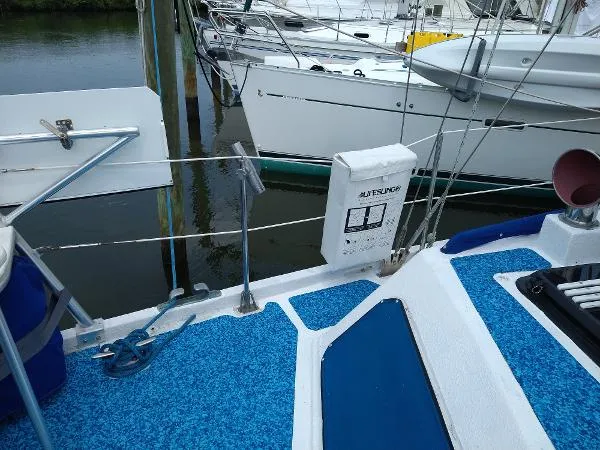 Slide: The Image of Bruce Roberts Ketch, Bowthruster, Arch... 1981 - 9