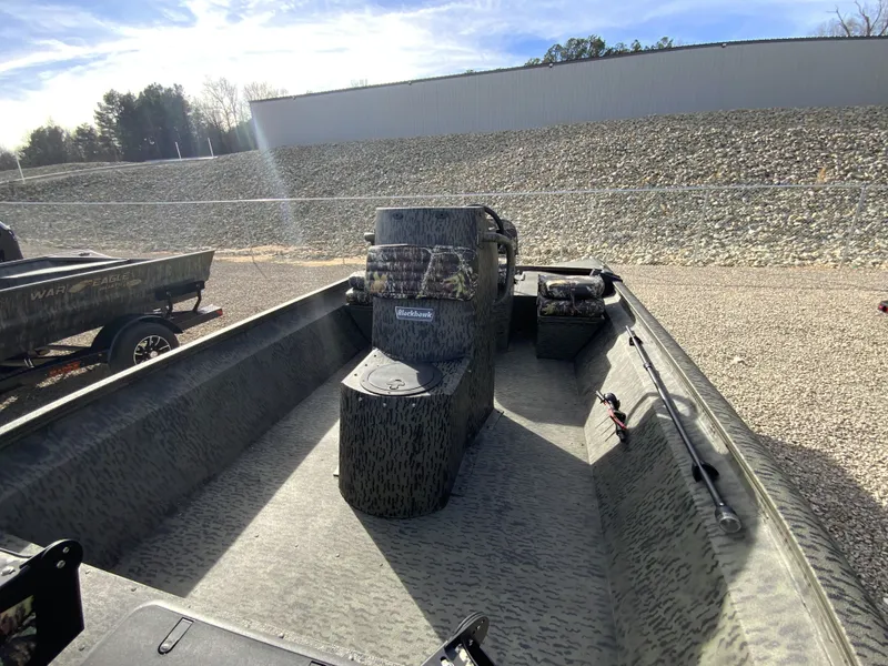 Slide: The Image of 2026 War Eagle 961BH CC boat with camouflage design. - 5