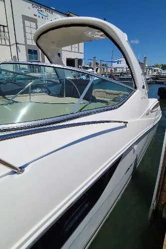 Slide: The Image of Sea Ray 330 Sundancer 2016 - 6