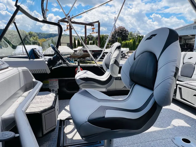 Slide: The Image of Interior of 2026 Starcraft Delta 178 DC boat. - 6