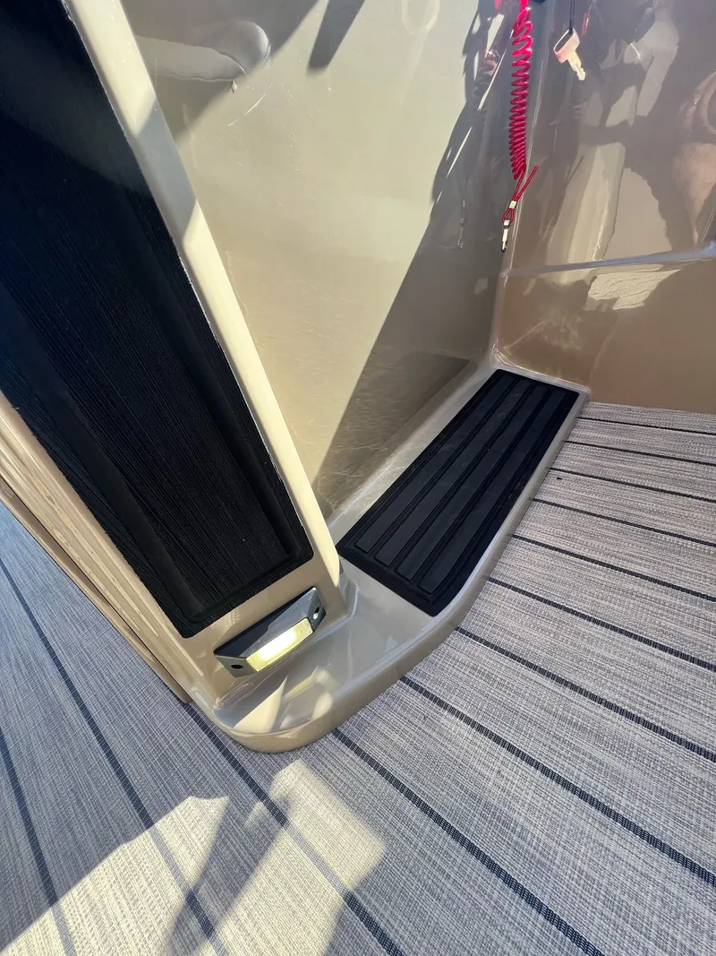 Slide: The Image of Sylvan Mirage 8520 Cruise 2026 - 9