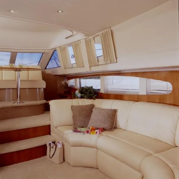 Slide: The Image of Carver Yachts 410 Sport Sedan 2003 - 3