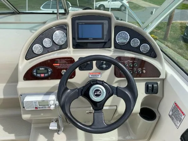 Slide: The Image of Sea Ray 270 Amberjack 2005 - 6