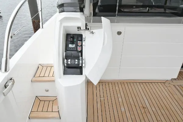 Slide: The Image of Princess S65 Sportbridge 2017 - 11