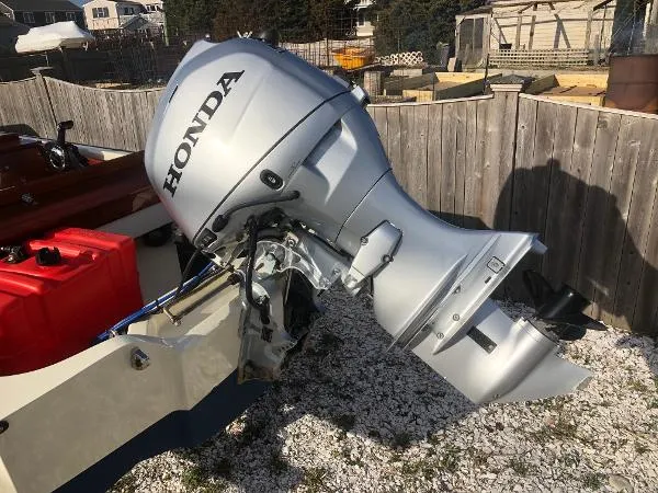 Slide: The Image of Boston Whaler Super Sport 15 1984 - 4