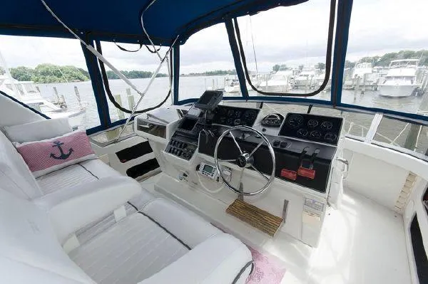 Slide: The Image of Carver Yachts 350 Aft Cabin 1994 - 1