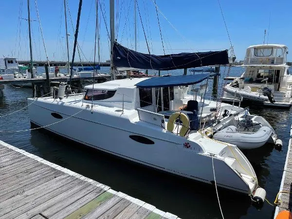 Slide: The Image of Fountaine Pajot Mahe 2008 - 10