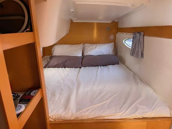 Slide: The Image of Fountaine Pajot Mahe 2008 - 6