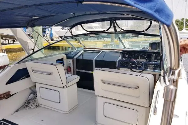 Slide: The Image of Sea Ray 300 Sundancer 1989 - 10