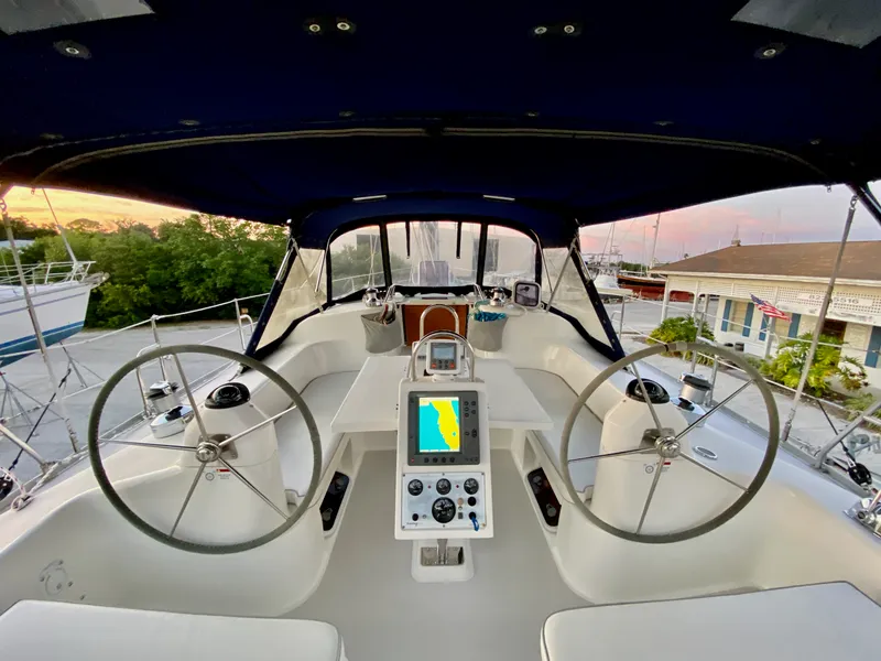 Slide: The Image of Catalina 400 MkII 2004 - 2