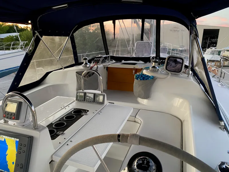 Slide: The Image of Catalina 400 MkII 2004 - 8