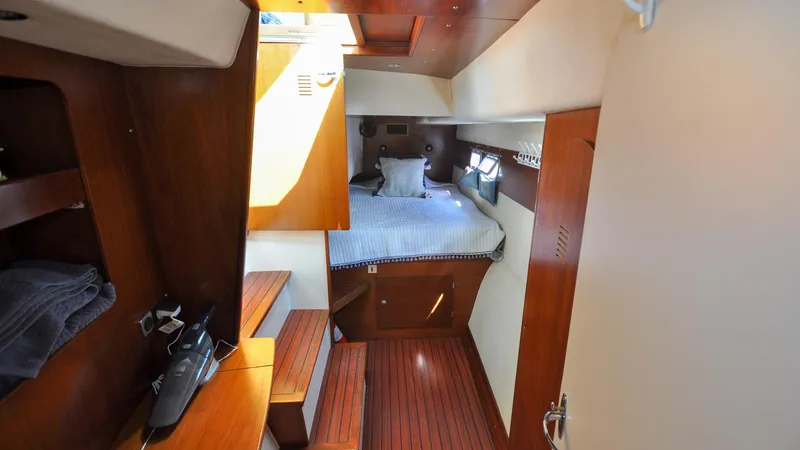 Slide: The Image of Fountaine Pajot Maryland 37 2002 - 6