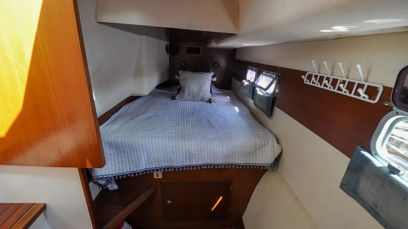 Slide: The Image of Fountaine Pajot Maryland 37 2002 - 7