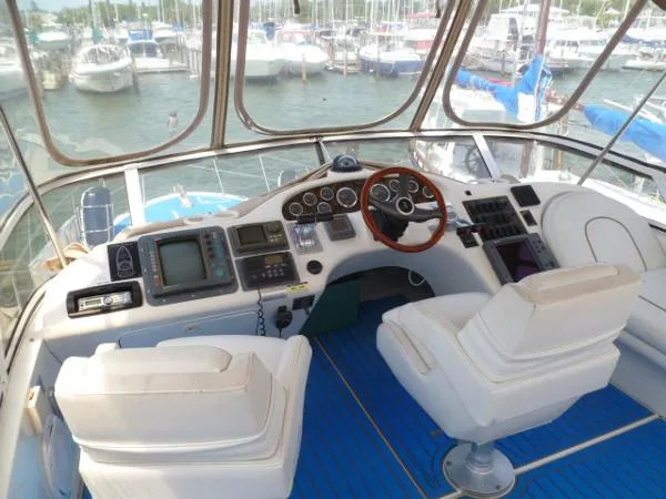 Slide: The Image of Sea Ray 420 Aft Cabin 1997 - 5