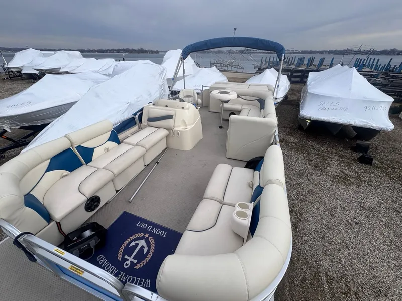 Slide: The Image of Godfrey SW2186 RE 2008 - 11