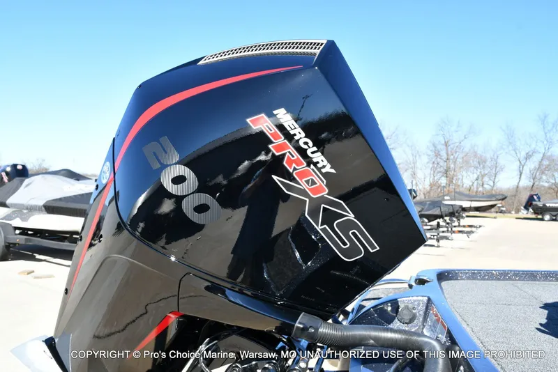 Slide: The Image of Mercury Pro XS 200 outboard motor on Nitro Z19 XL Pro 2026. - 20