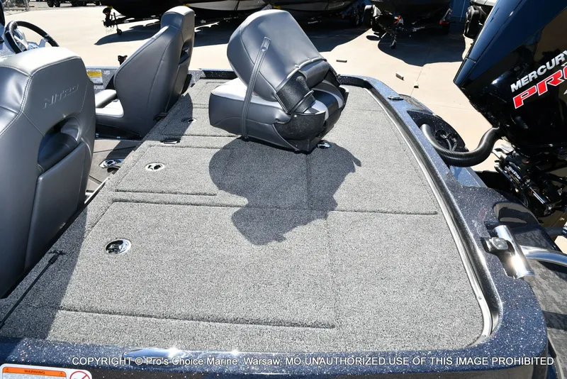 Slide: The Image of 2026 Nitro Z19 XL Pro boat with gray carpeted deck. - 37