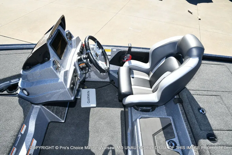 Slide: The Image of Interior view of 2026 Nitro Z19 XL Pro with steering console. - 41