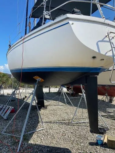Slide: The Image of Catalina 36 MK I 1984 - 5