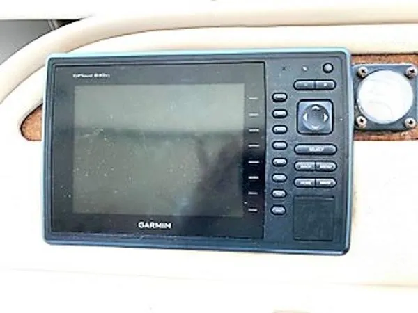 Slide: The Image of Sea Ray Sundancer 310 2000 - 2