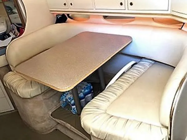 Slide: The Image of Sea Ray Sundancer 310 2000 - 7