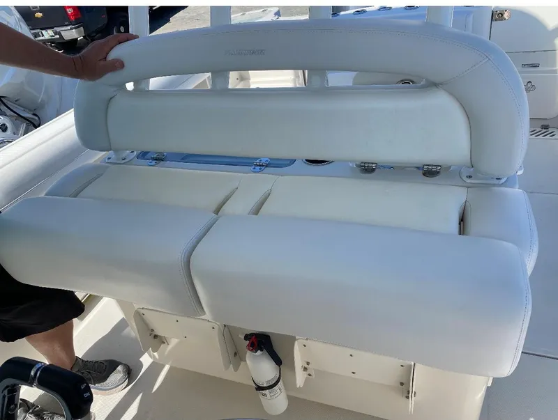 Slide: The Image of Sailfish 290 CC 2015 - 9