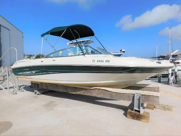 Slide: The Image of Sea Ray 200 Sport 2004 - 0