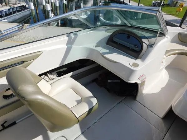 Slide: The Image of Sea Ray 200 Sport 2004 - 7