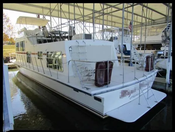Slide: The Image of Harbor Master 470 Flybridge 1984 - 1