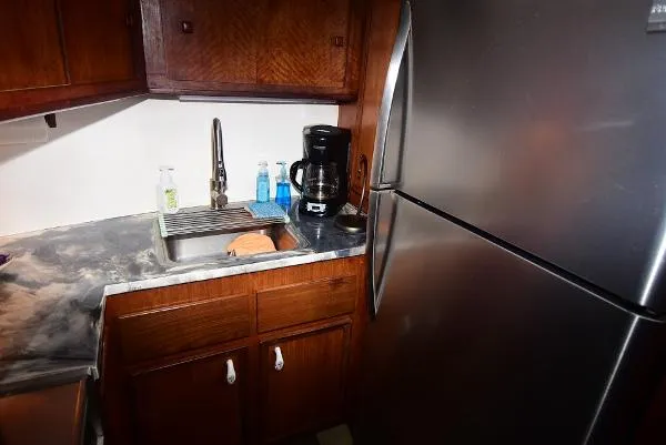 Slide: The Image of Hatteras Double Cabin Motor Yacht 1973 - 11