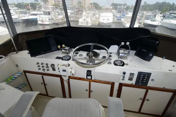 Slide: The Image of Hatteras Double Cabin Motor Yacht 1973 - 3