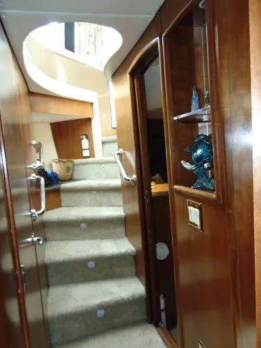 Slide: The Image of Carver Yachts 530 Voyager Pilothouse 1999 - 11
