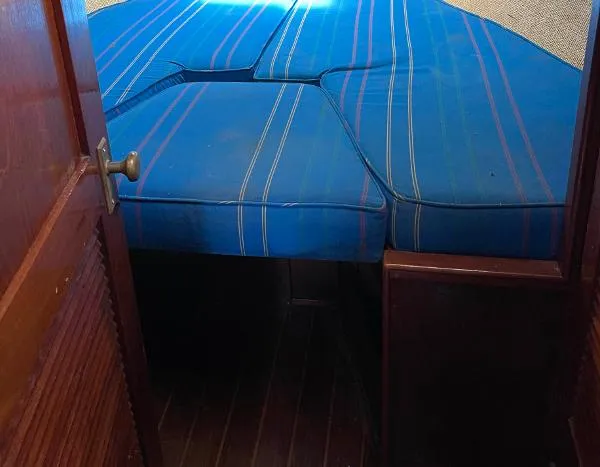 Slide: The Image of Morgan 384 1984 - 11