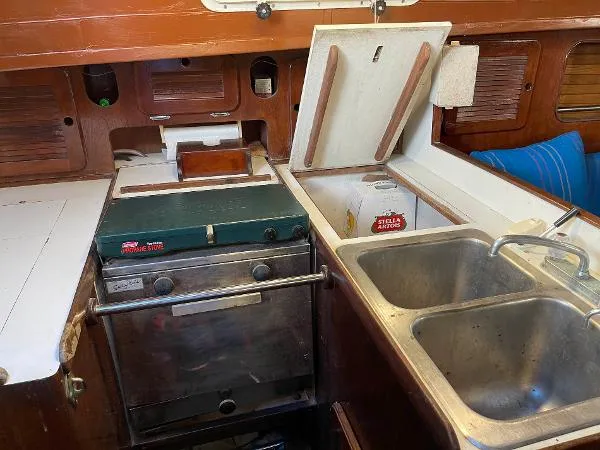 Slide: The Image of Morgan 384 1984 - 4