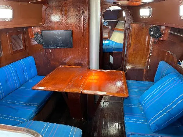 Slide: The Image of Morgan 384 1984 - 9