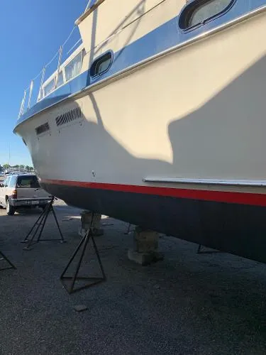 Slide: The Image of Hatteras Double Cabin 1966 - 8
