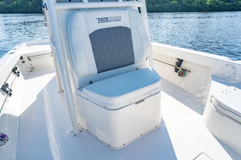 Slide: The Image of Manufacturer Provided Image: 2026 Pathfinder 2600 TRS boat seat with sleek design on a sunny day. - 7
