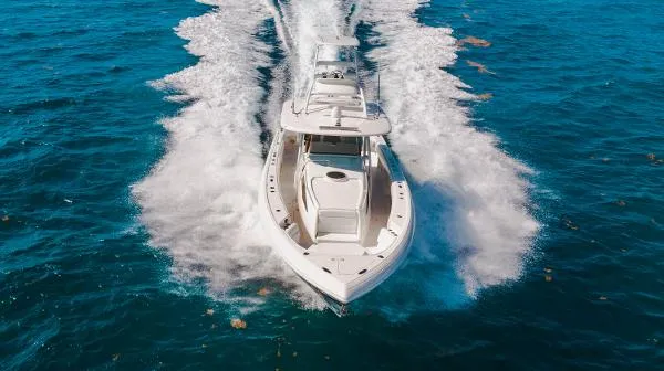 Slide: The Image of Intrepid 475 Panacea 2015 - 4